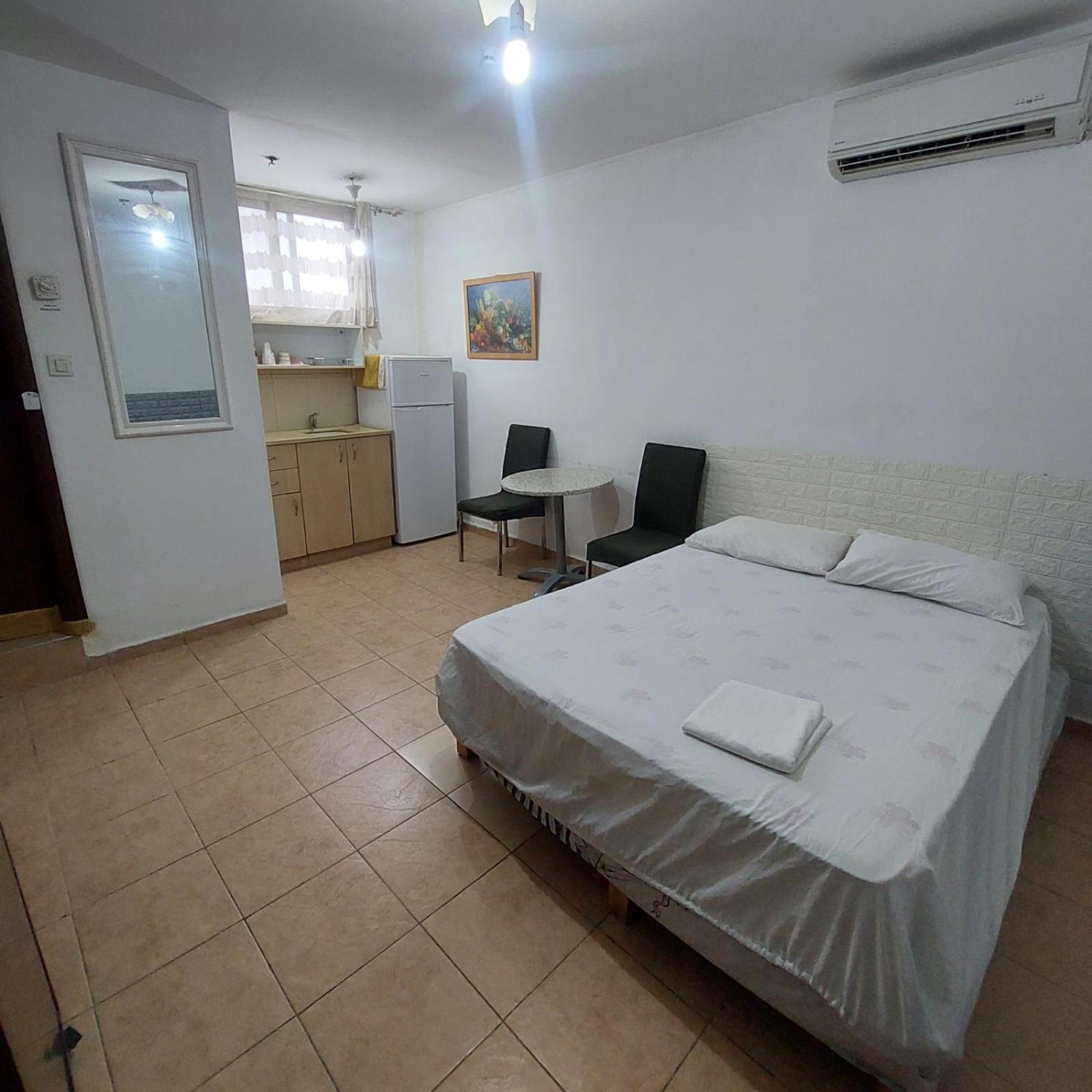 Star Guest- House Hotel Or Yehuda Exterior foto