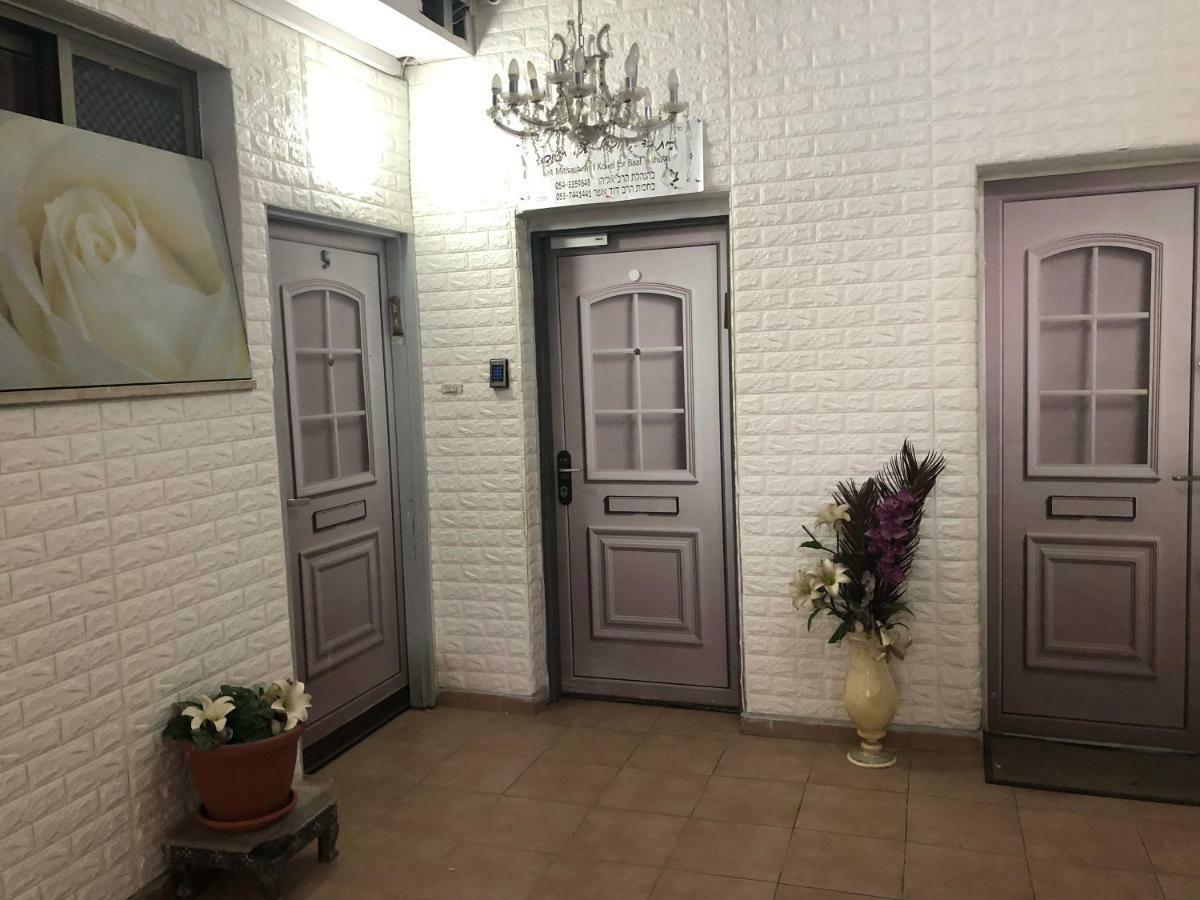 Star Guest- House Hotel Or Yehuda Exterior foto
